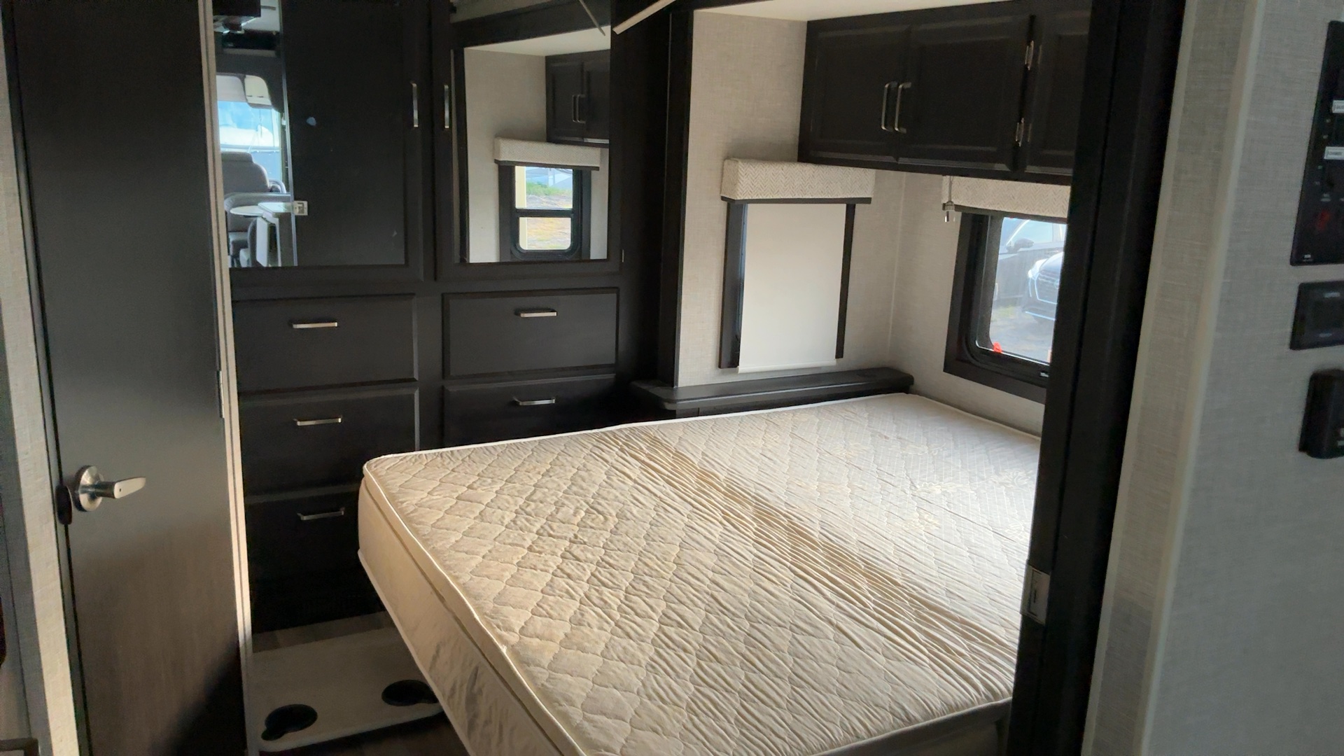 JAYCO ENTEGRA VISION 2022 - 12