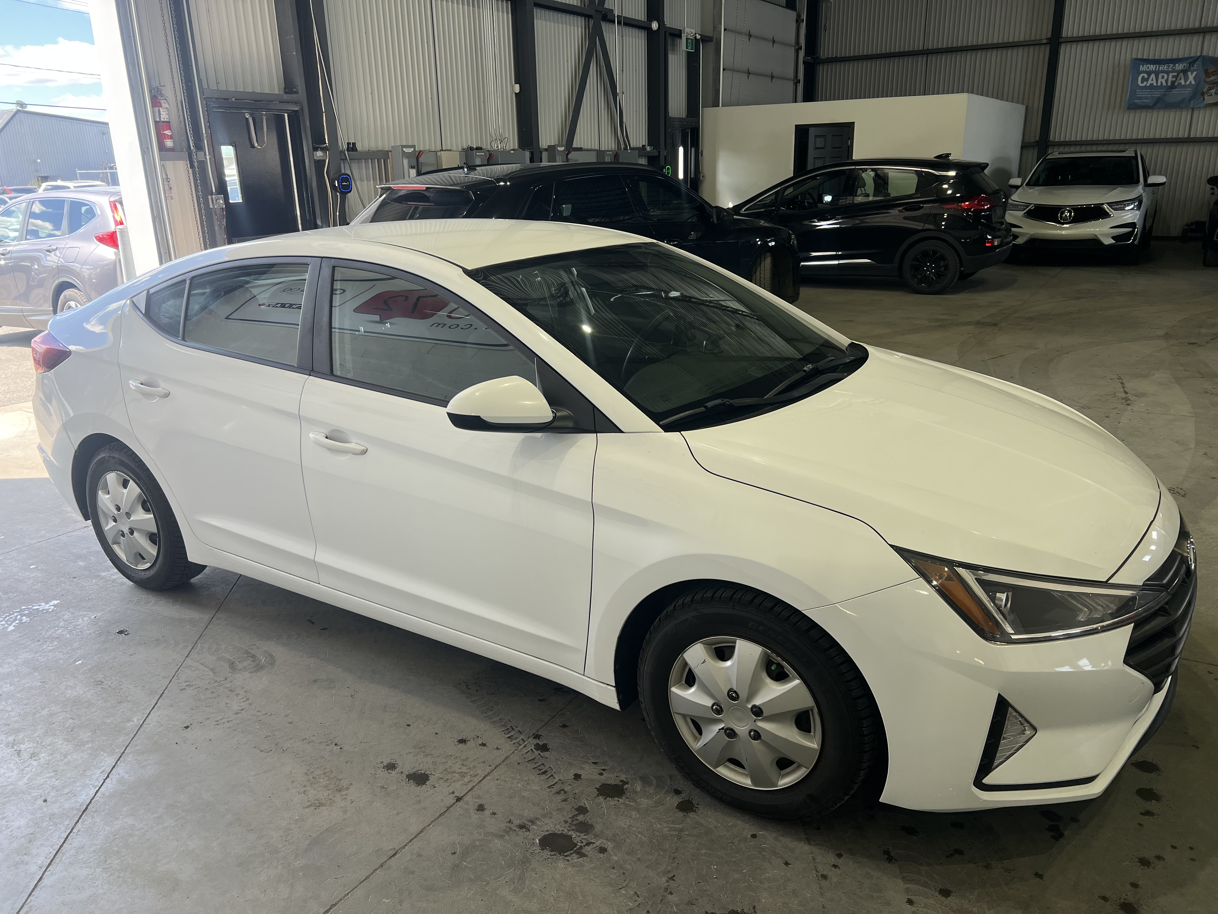 2019 Hyundai Elantra Essential