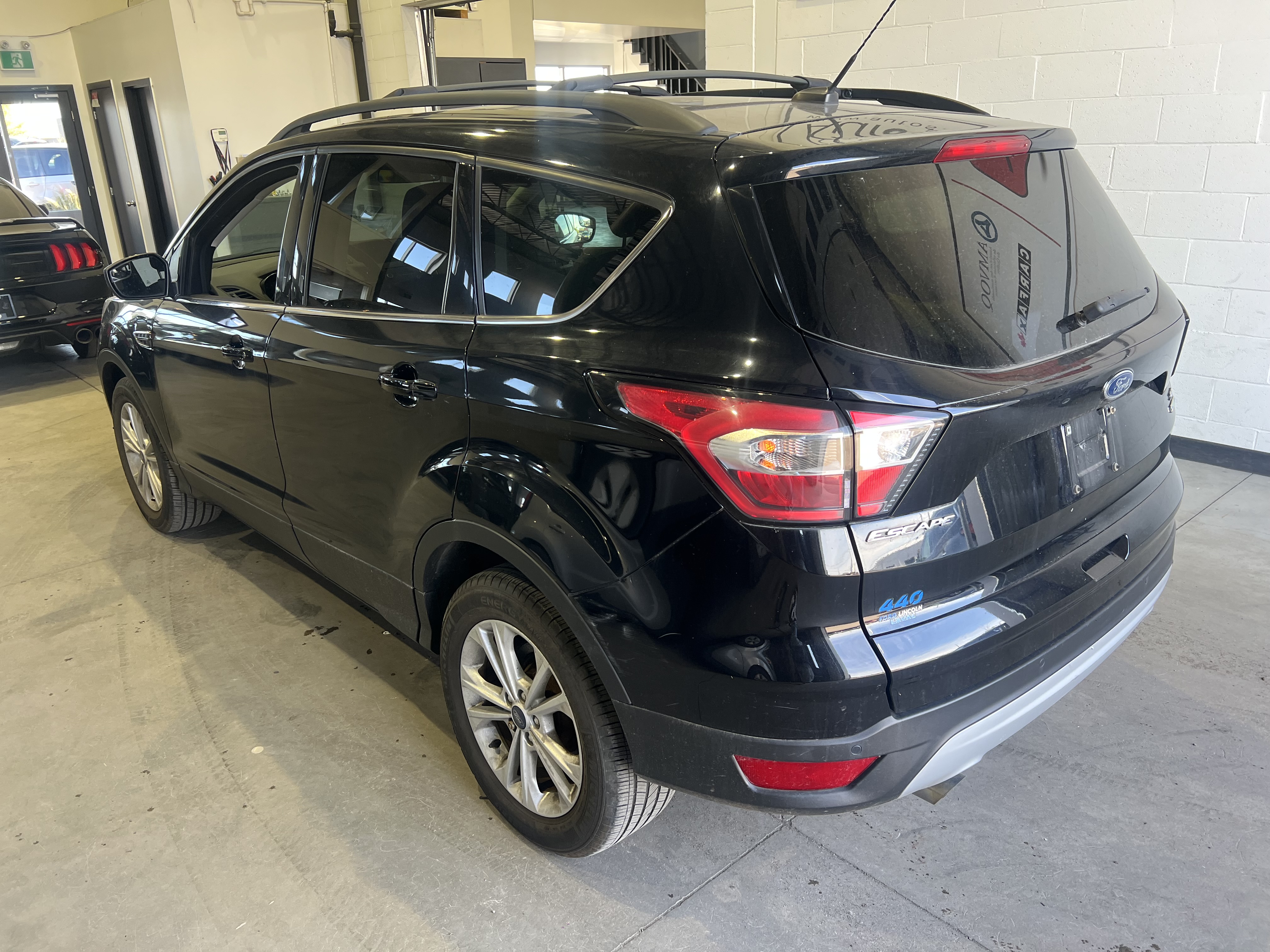 FORD ESCAPE 2018 - 3