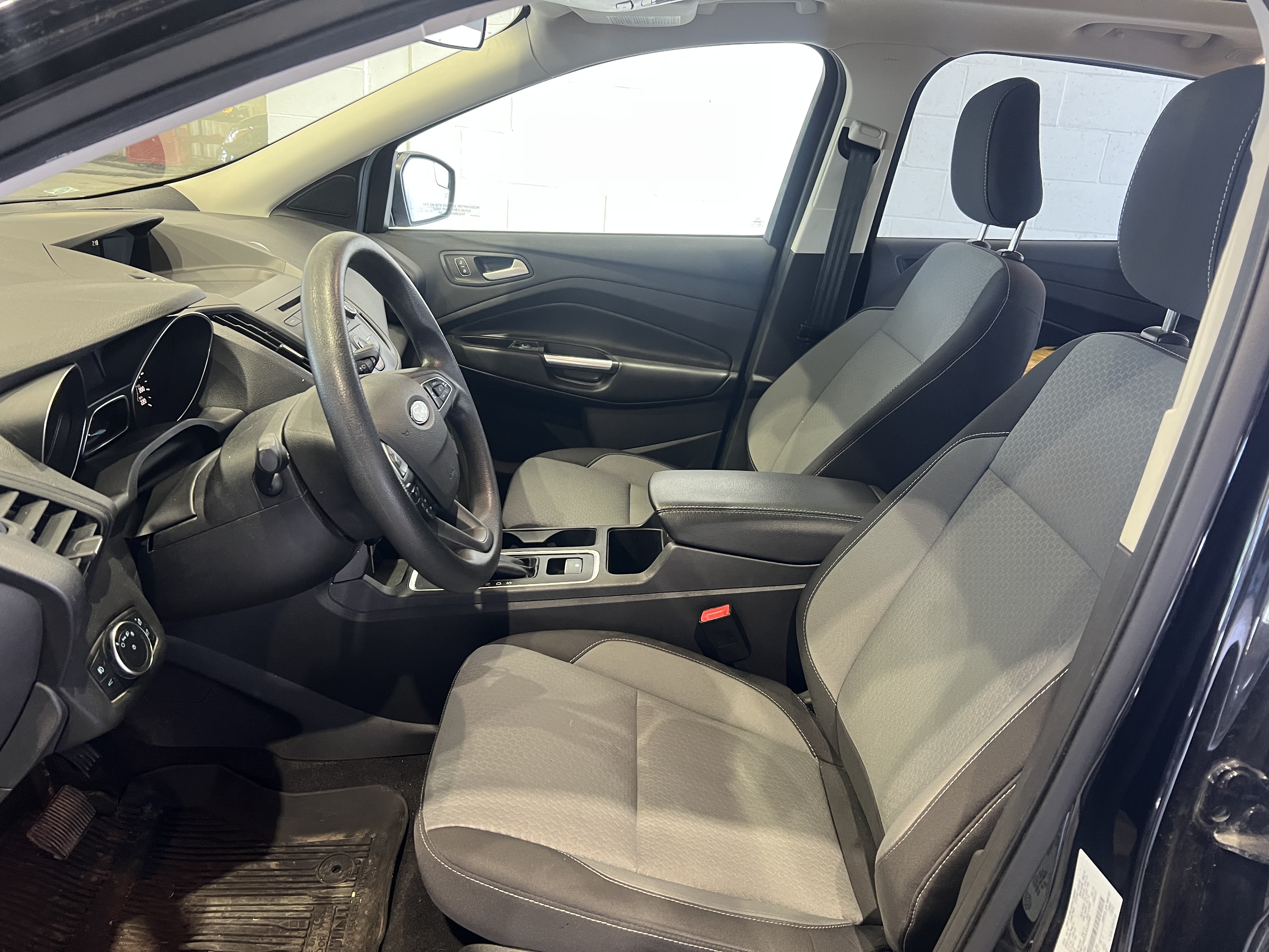 FORD ESCAPE 2018 - 6