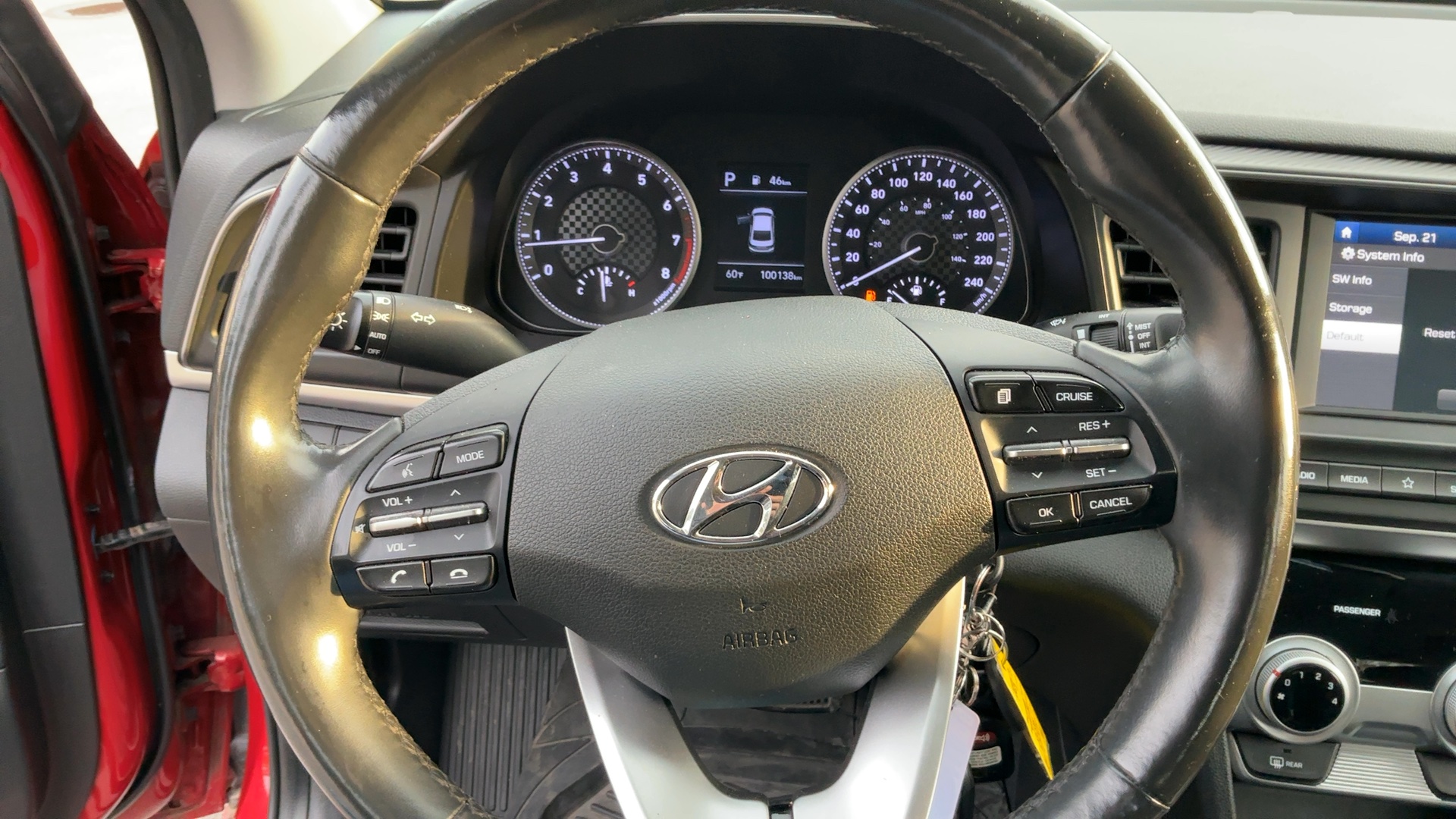 HYUNDAI ELANTRA 2020 - 11