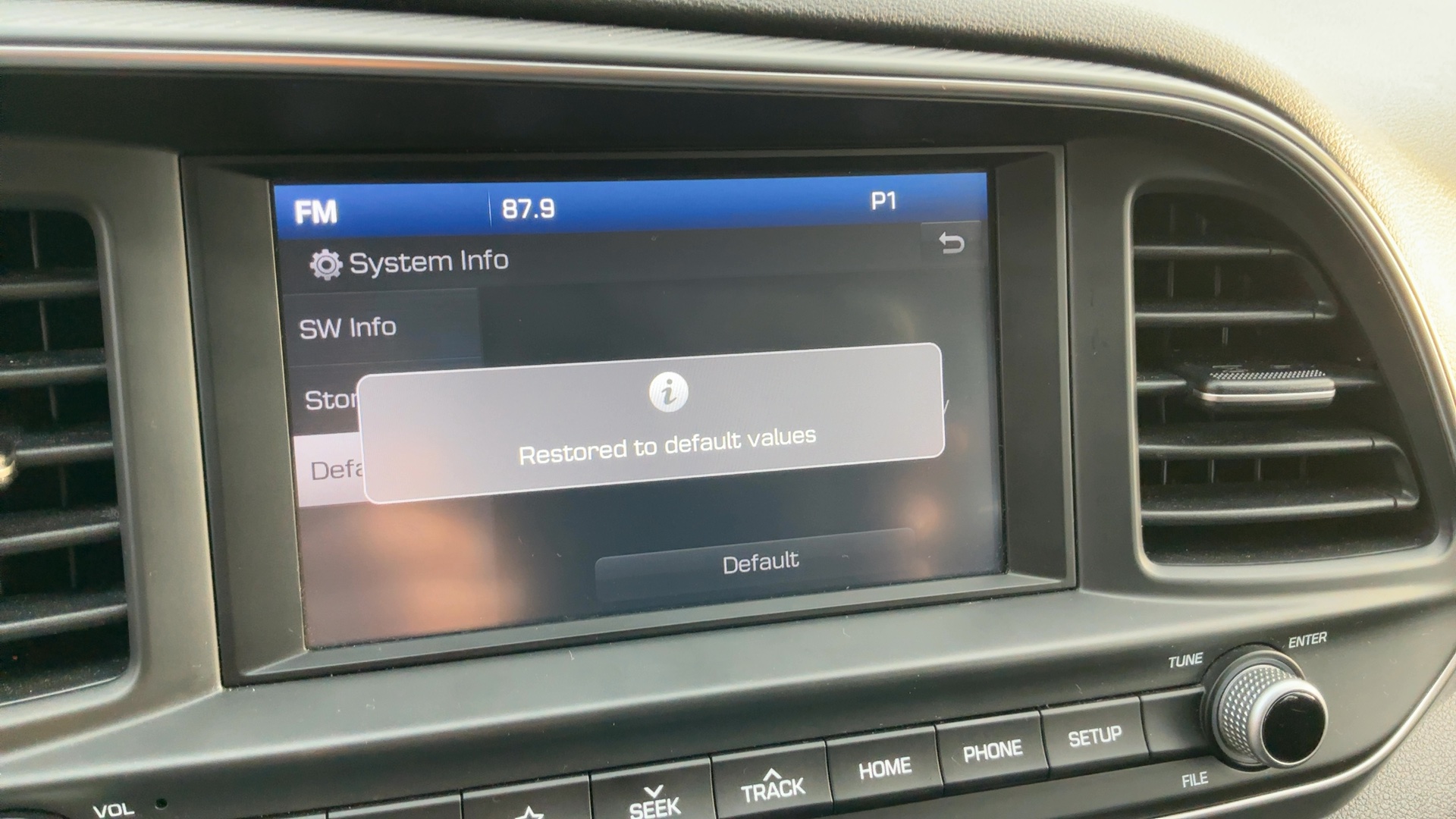 HYUNDAI ELANTRA 2020 - 13