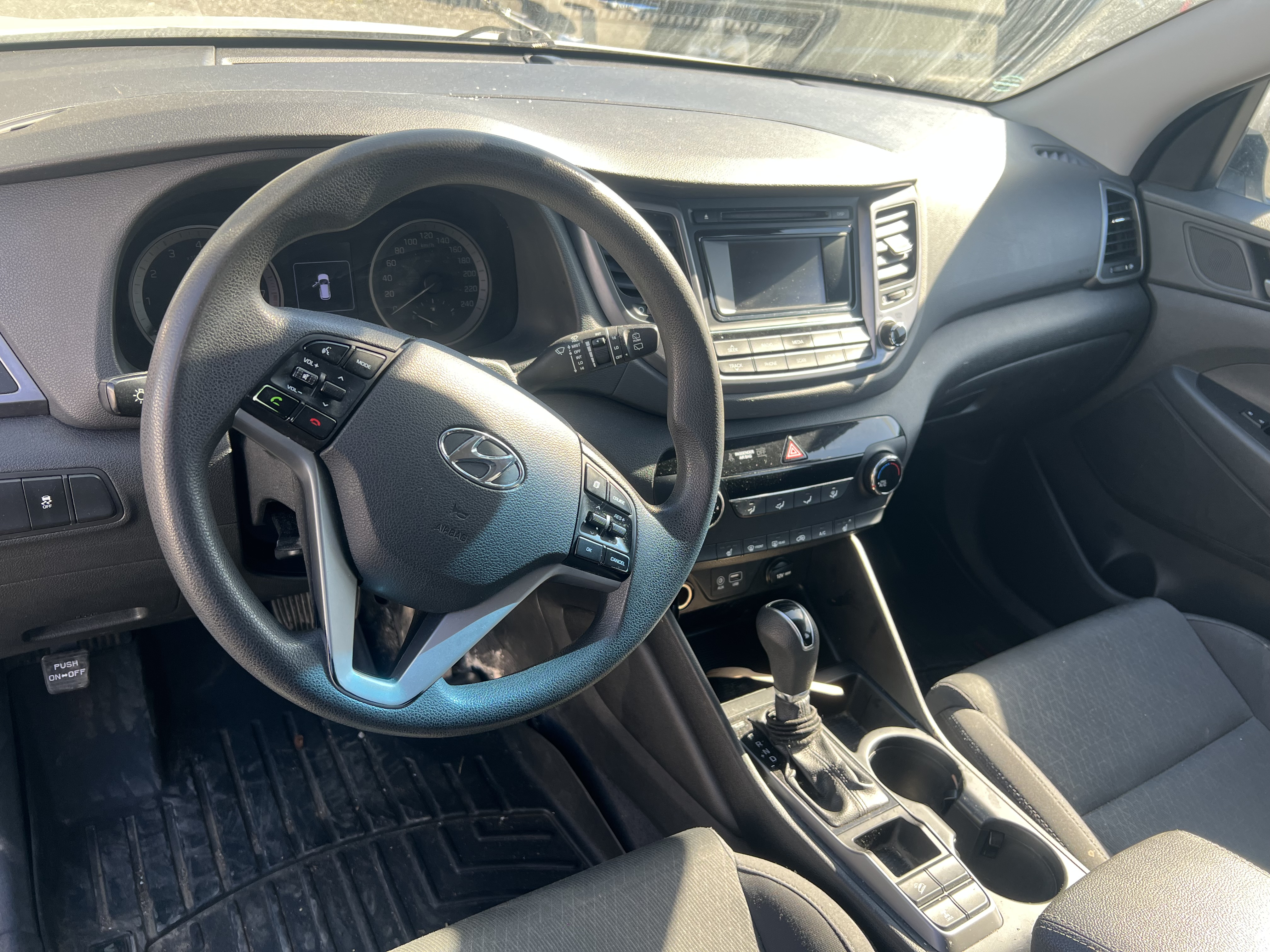 HYUNDAI TUCSON 2018 - 7