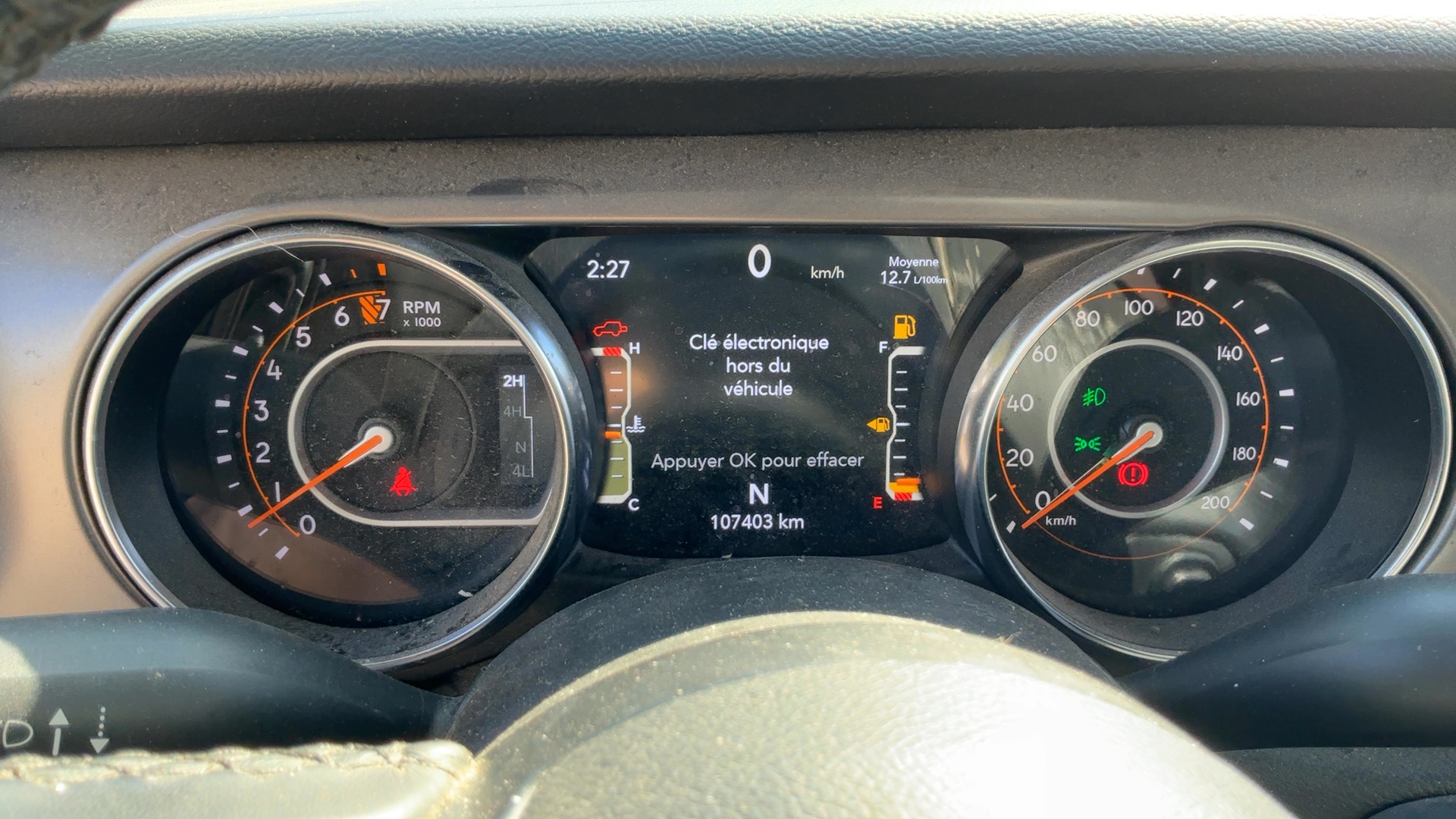 JEEP WRANGLER 2022 - 11
