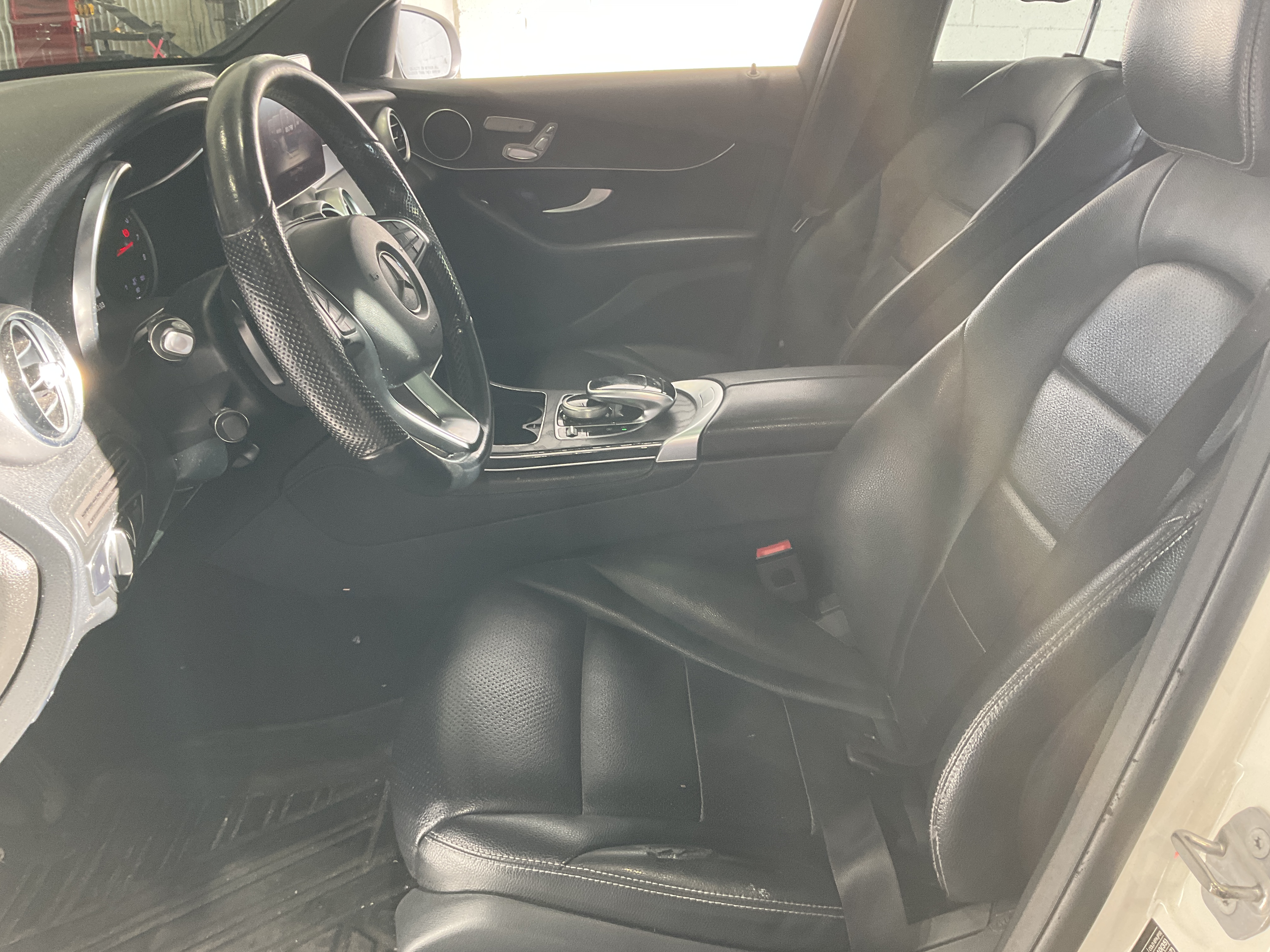 MERCEDES-BENZ GLC 2019 - 6