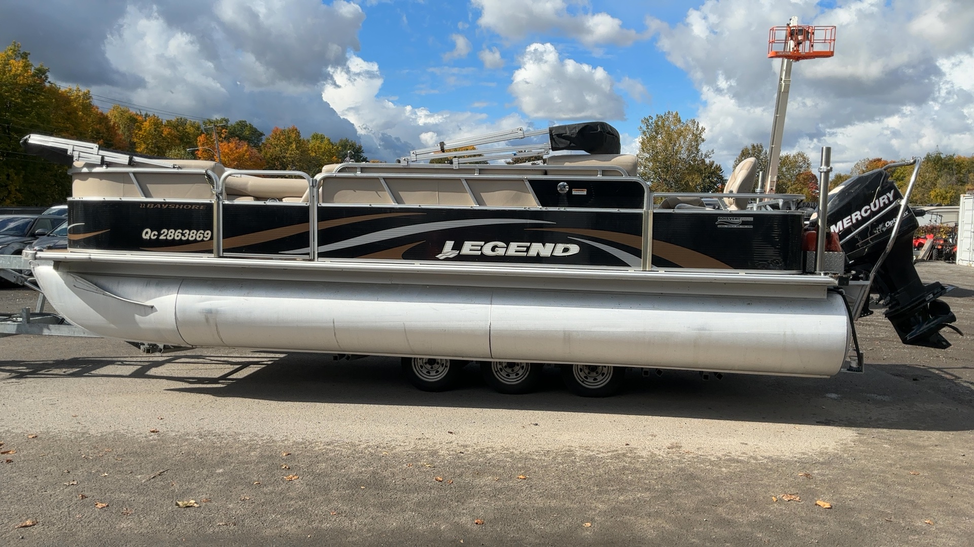 2011 LEGEND BAYSHORE 22