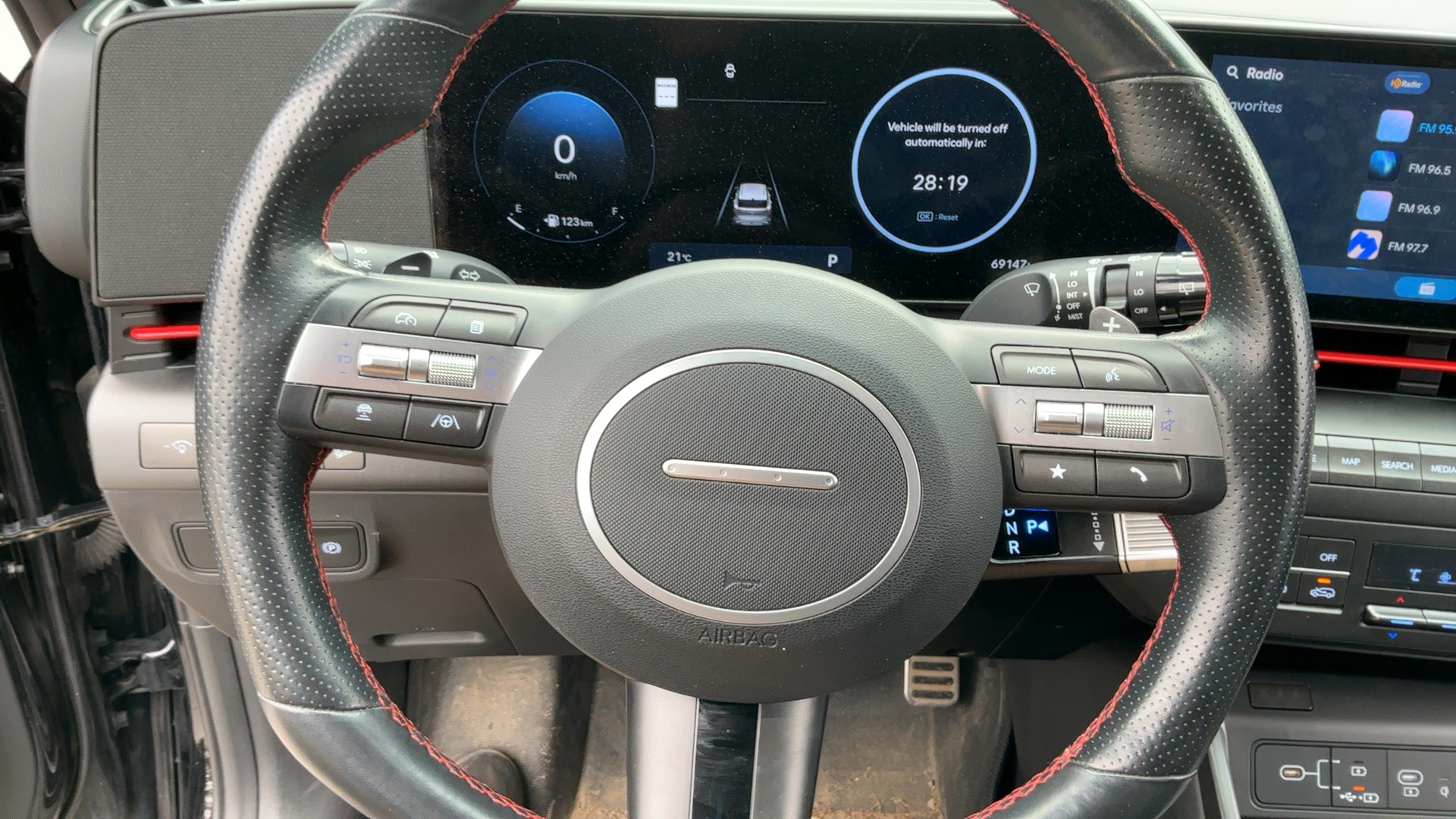 HYUNDAI KONA 2025 - 13