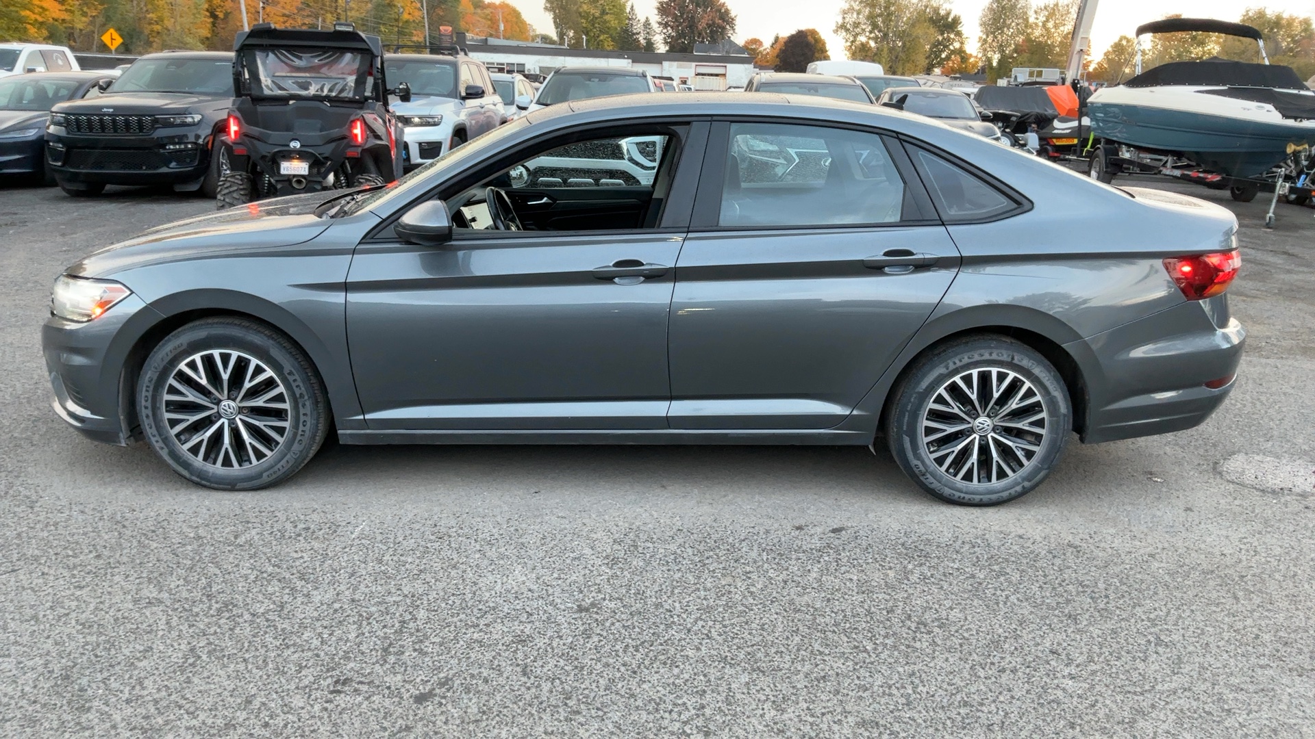VOLKSWAGEN JETTA 2019 - 3