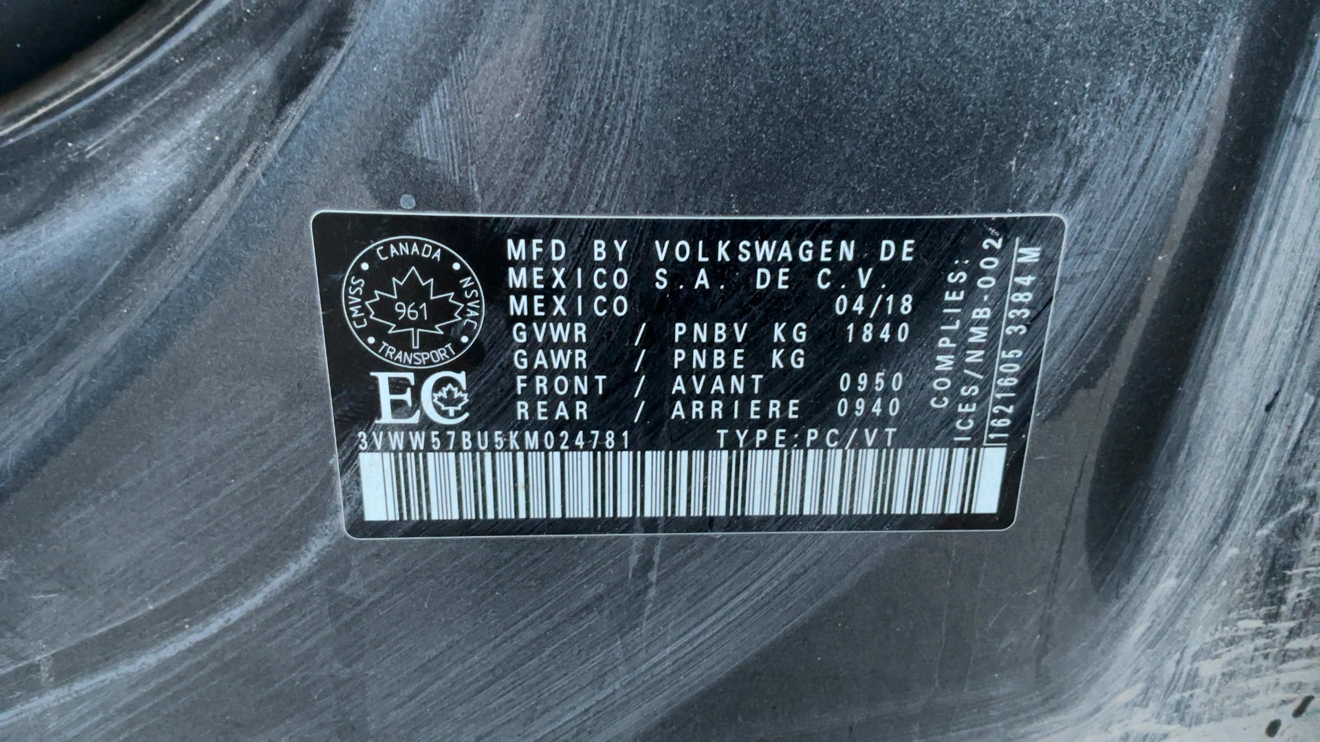 VOLKSWAGEN JETTA 2019 - 8