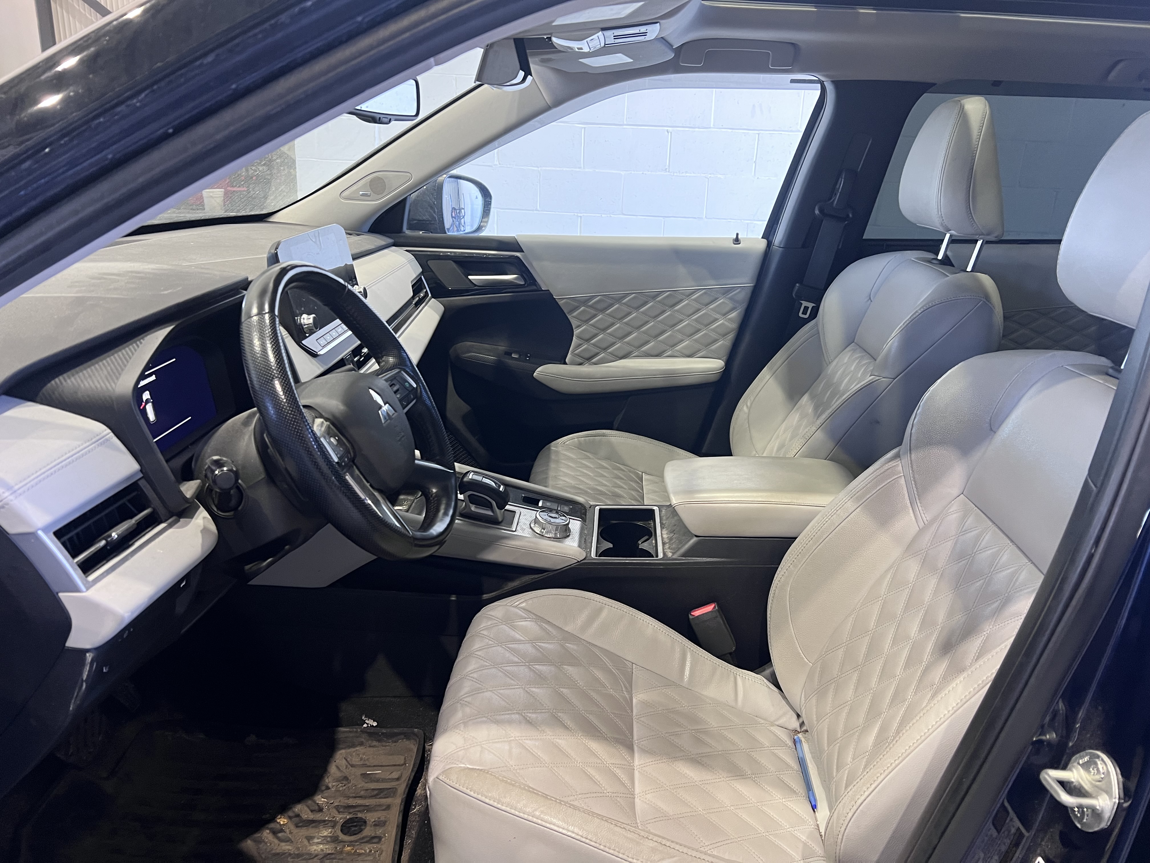 2024 Mitsubishi Outlander
