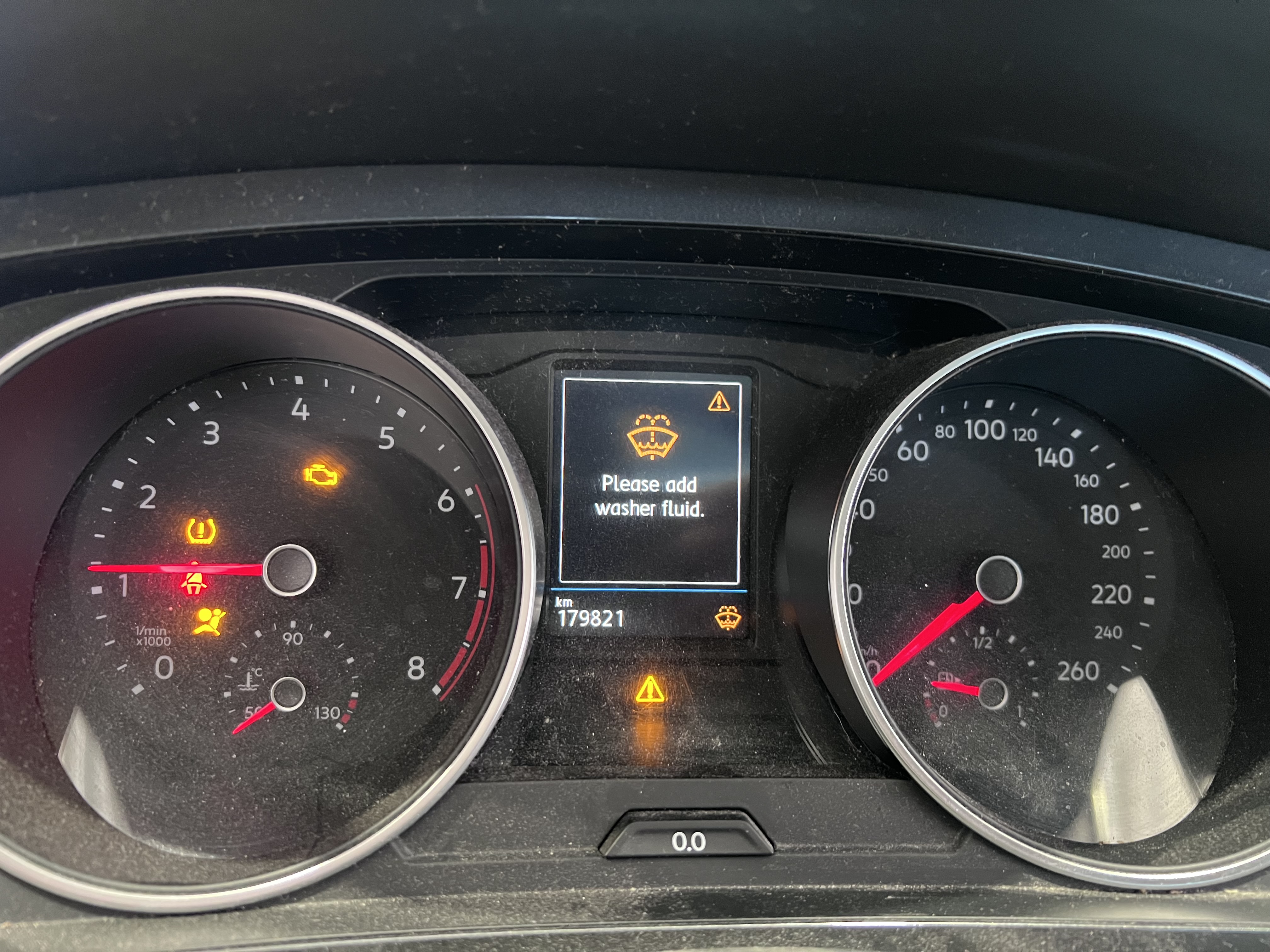 VOLKSWAGEN TIGUAN 2018 - 11