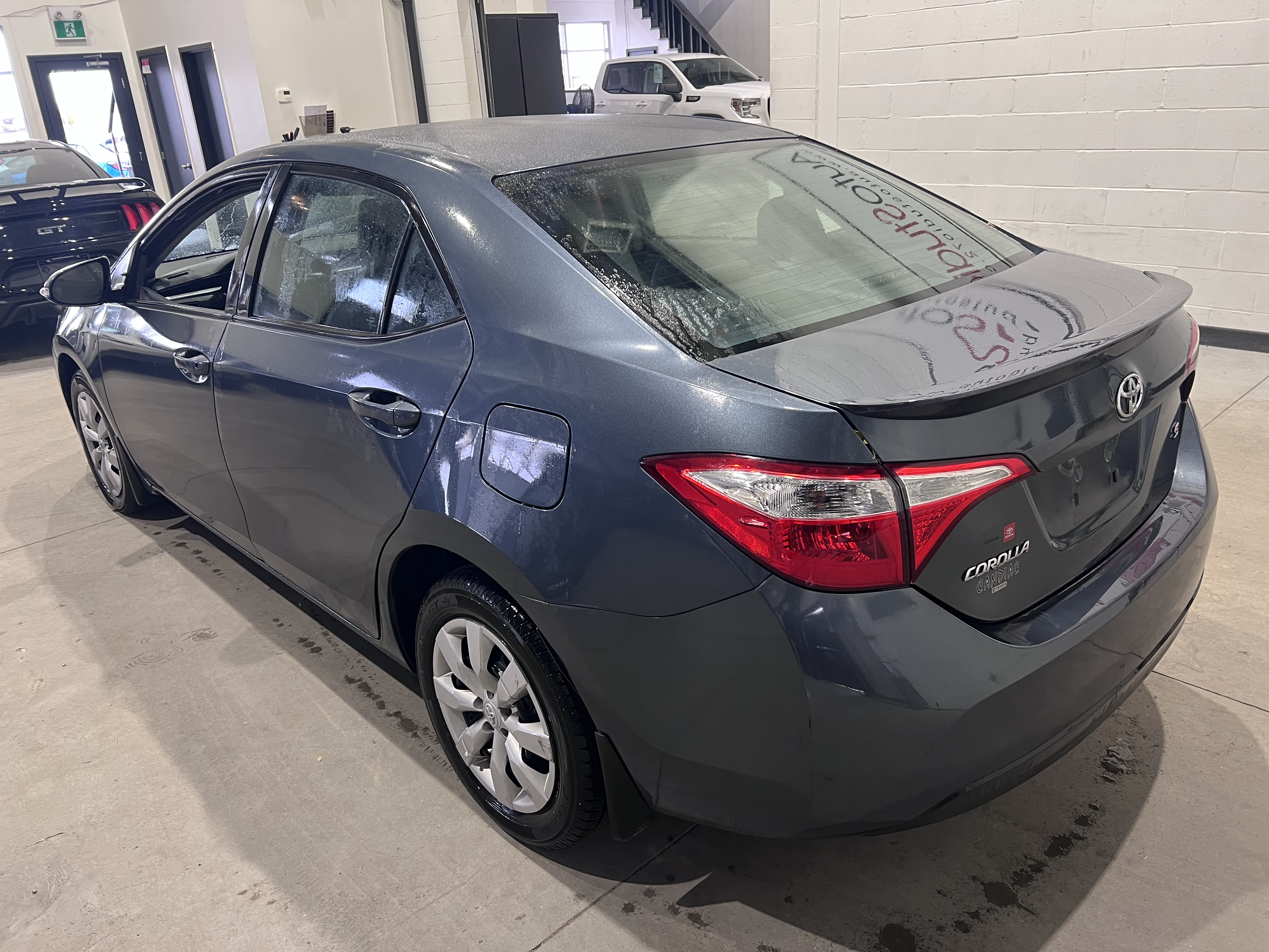 TOYOTA COROLLA 2016 - 3