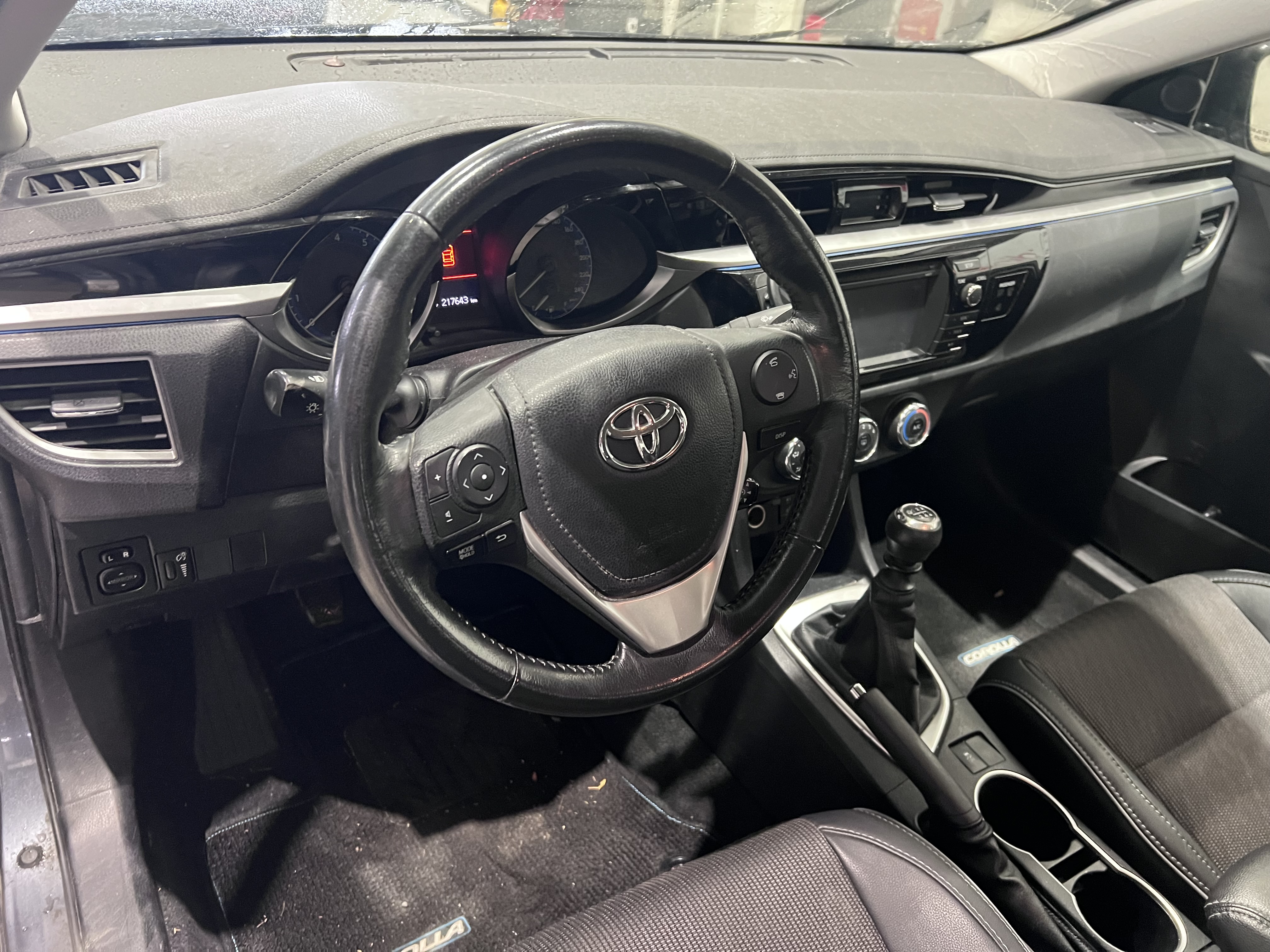 TOYOTA COROLLA 2016 - 6